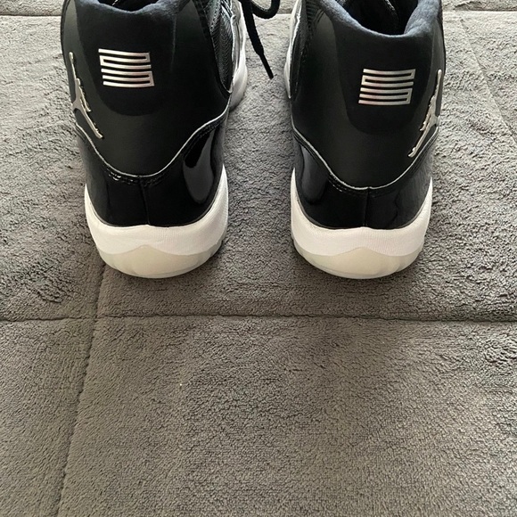 Air Jordan 11 Retro “Jubilee” Size 10.5 - Picture 5 of 9